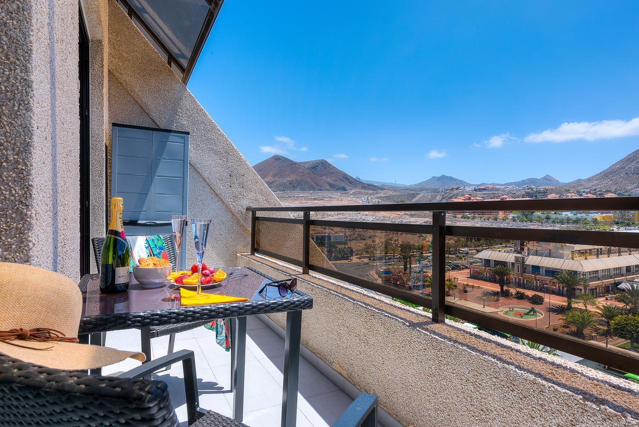 Modern Apartment Los Cristianos Center Luaran gambar