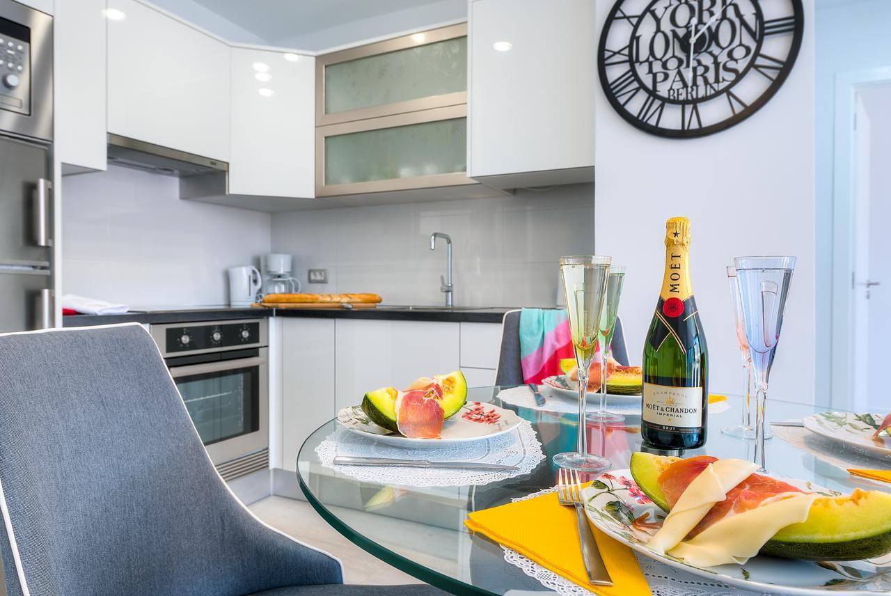 Modern Apartment Los Cristianos Center Luaran gambar